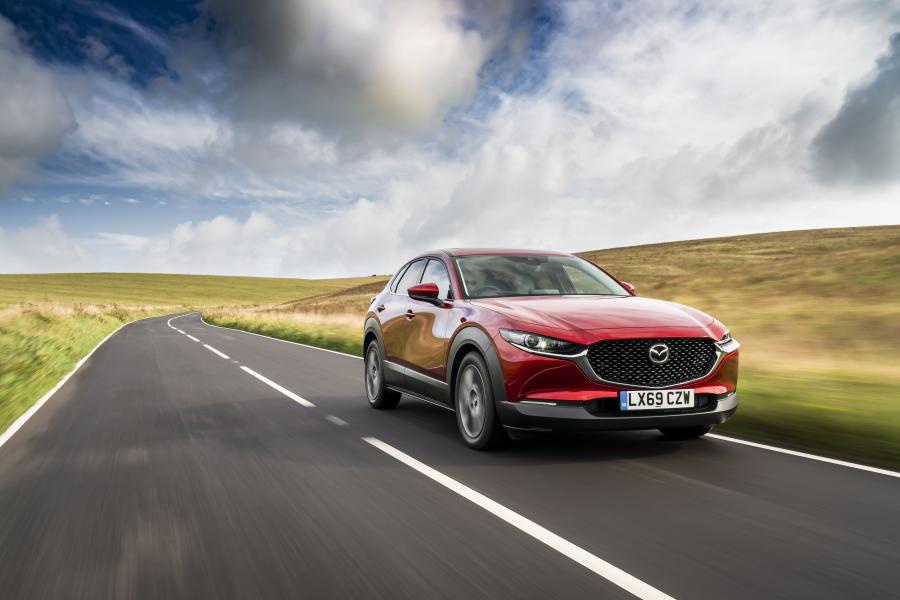  Mazda CX-30 Skyactiv-X 2019 года  (UK) (фото 2 из 82)